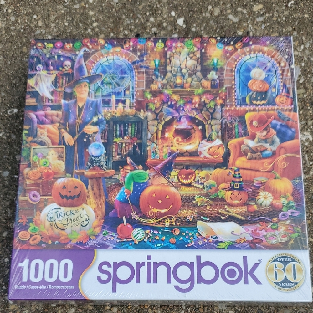 Springbok Grandma's Halloween Party Jigsaw Puzzle Pumpkins Trick or Treat 1000